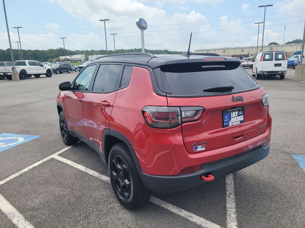 2023 Jeep Compass Trailhawk photo 2