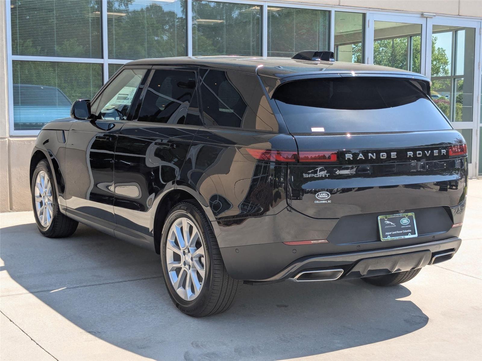 2025 Land Rover Range Rover Sport P360 S photo 6