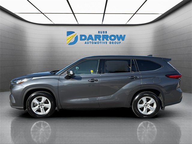 2020 Toyota Highlander LE photo 2