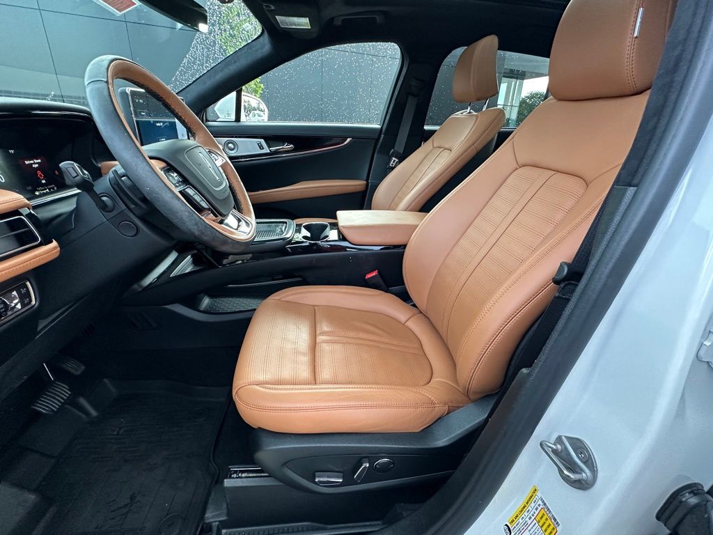 2022 Lincoln Nautilus Black Label photo 20