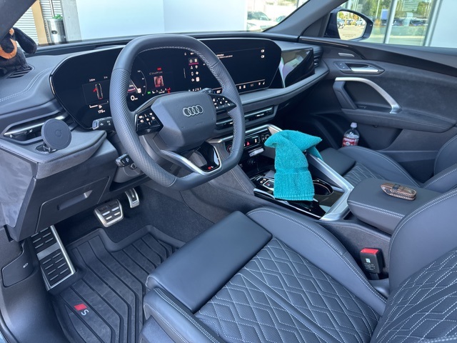 2025 Audi SQ5 Premium Plus photo 7