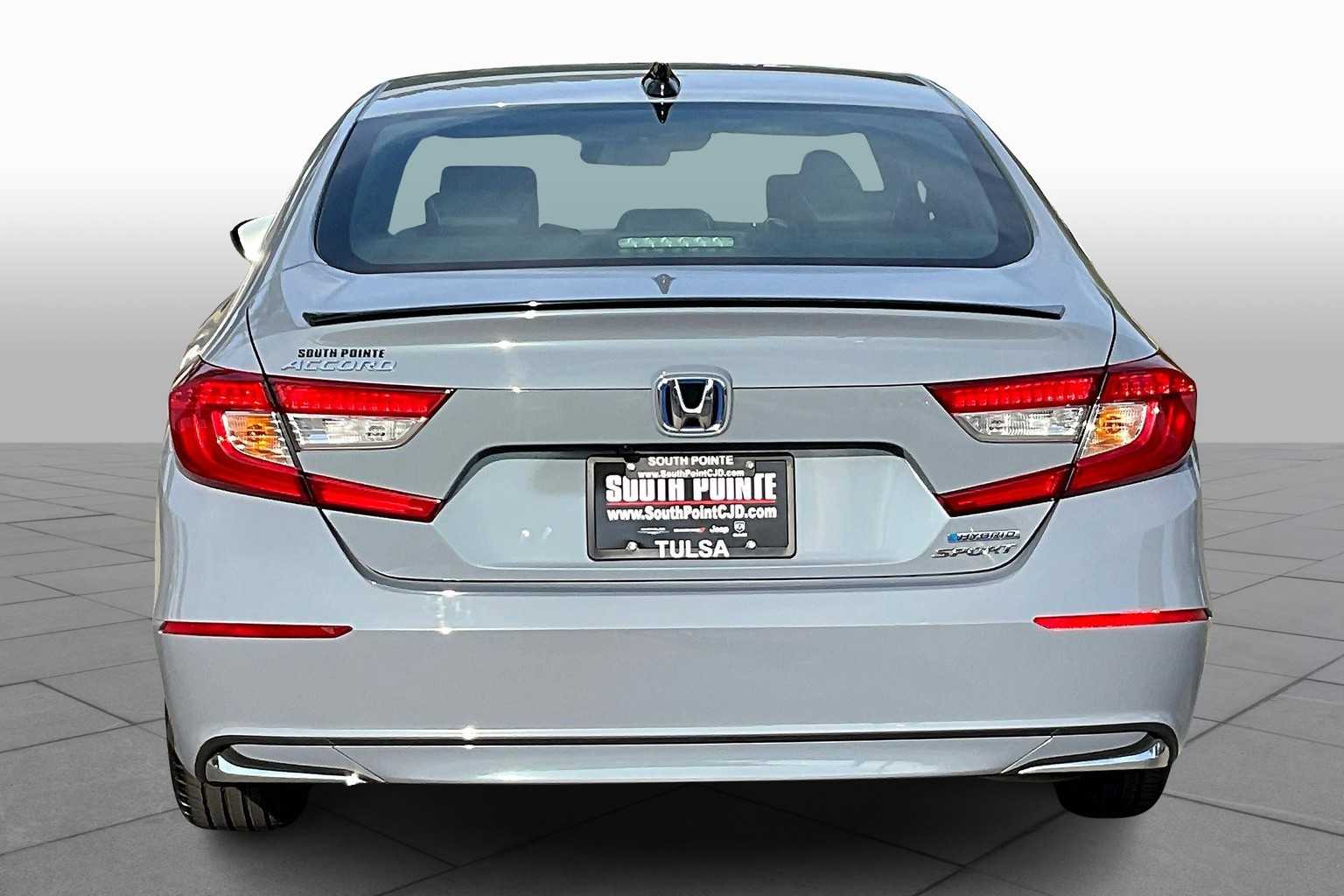 2022 Honda Accord Hybrid Sport photo 4
