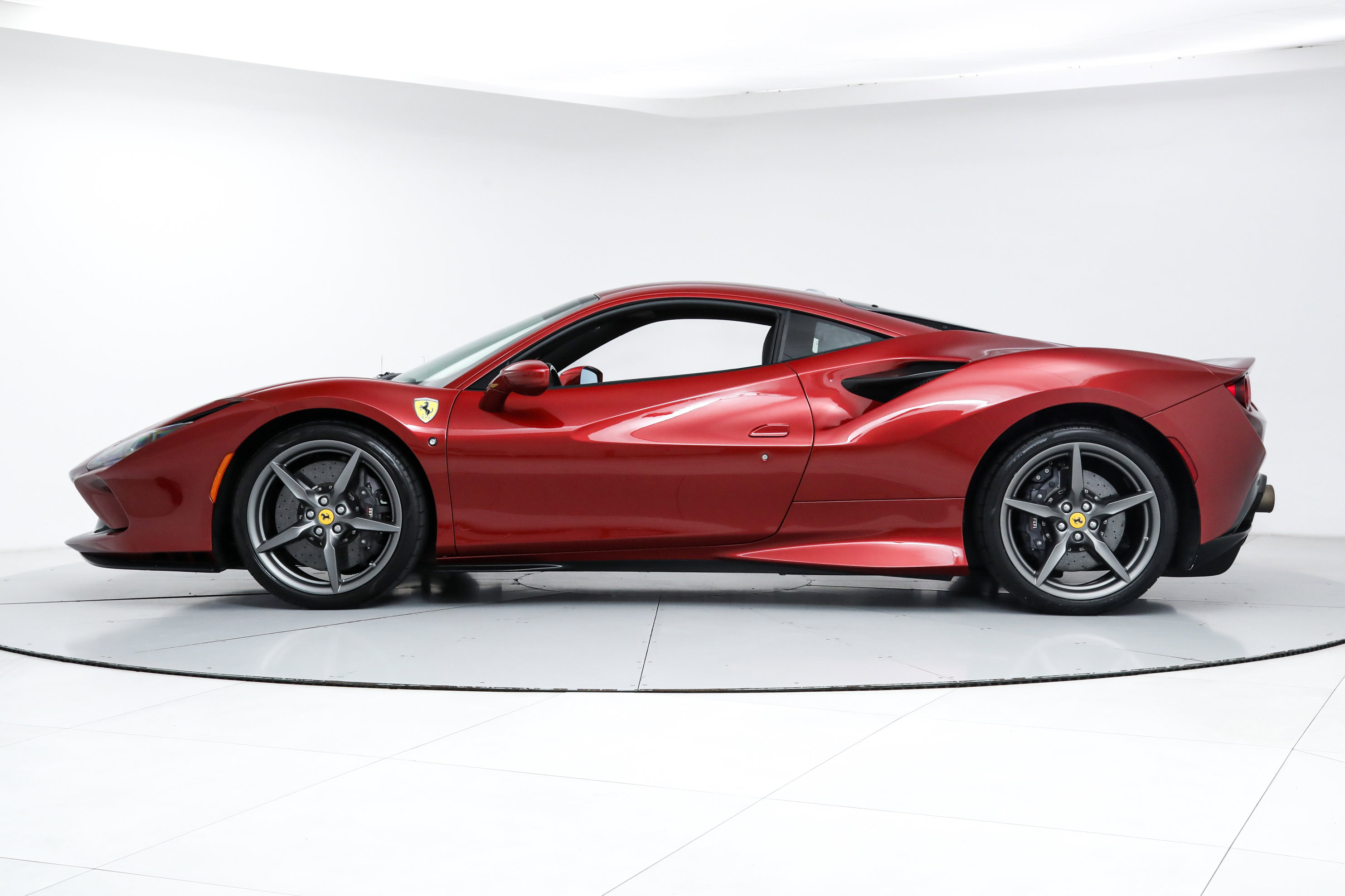 2021 Ferrari F8 Tributo photo 2