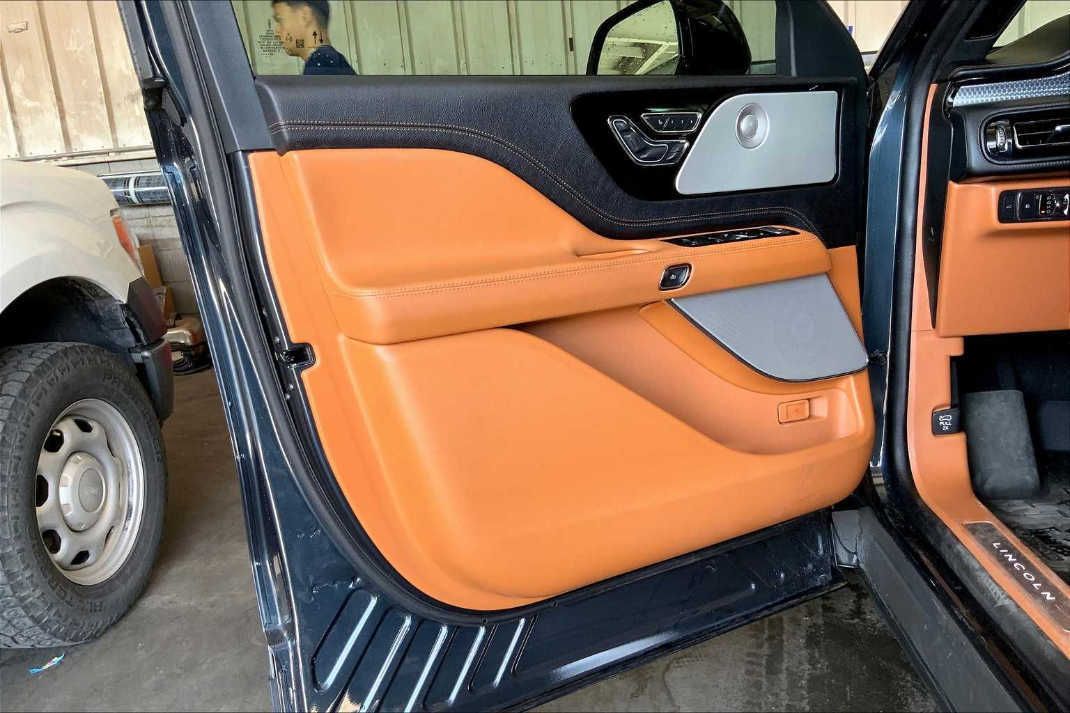 2023 Lincoln Aviator Black Label photo 19