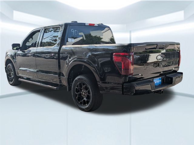 2025 Ford F-150 XLT photo 3
