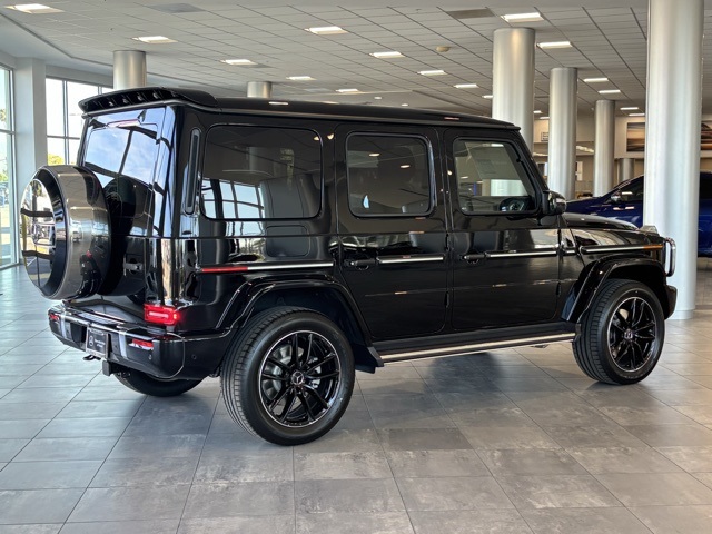2025 Mercedes Benz G 550 photo 3