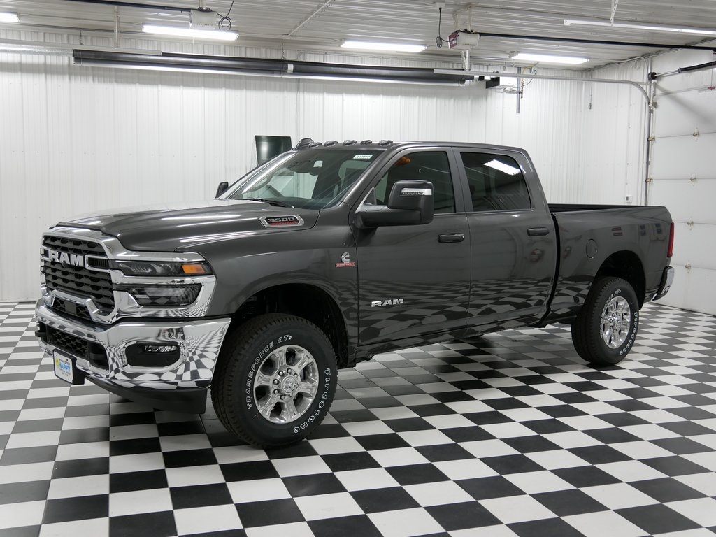 2025 Ram 3500 Big Horn photo 4