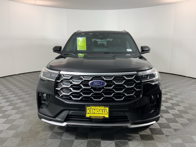 2025 Ford Explorer Platinum photo 2