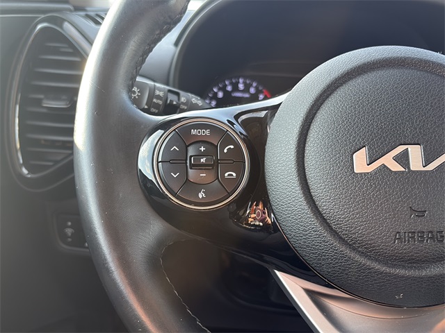 2022 Kia Soul X-Line photo 9