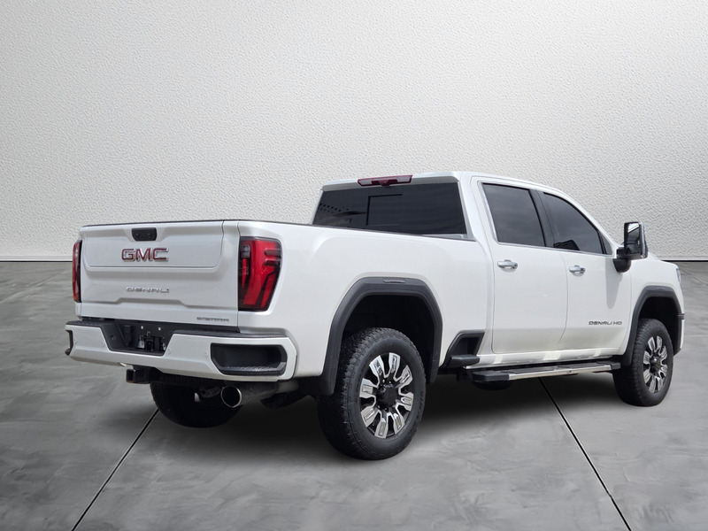 2025 Gmc Sierra 2500 HD Denali photo 4