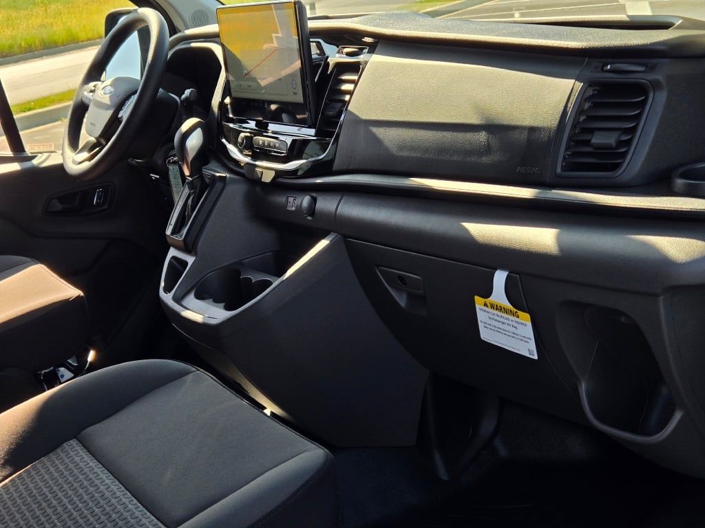 2025 Ford Transit Passenger photo 5