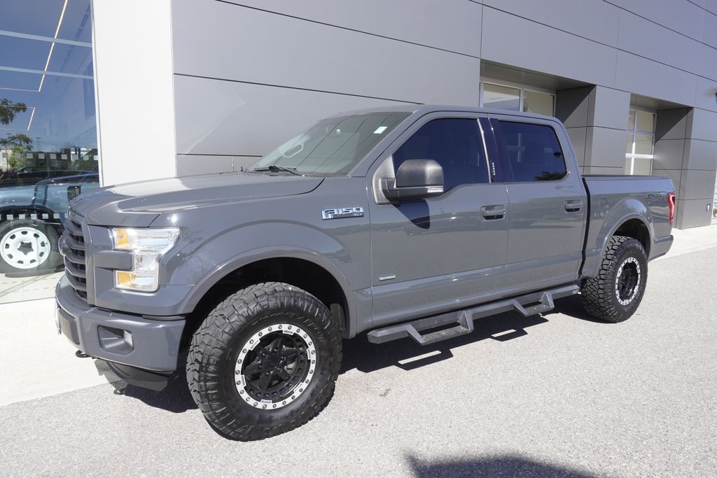 2016 Ford F-150 XLT photo 2