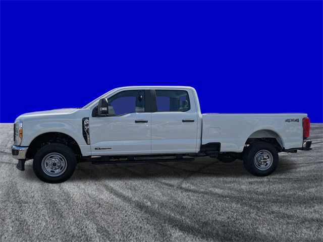 2026 Ford F-350 XL photo 9