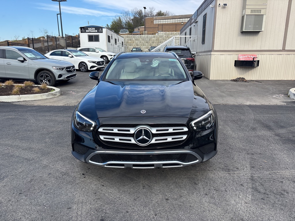 2021 Mercedes Benz E 450 photo 2