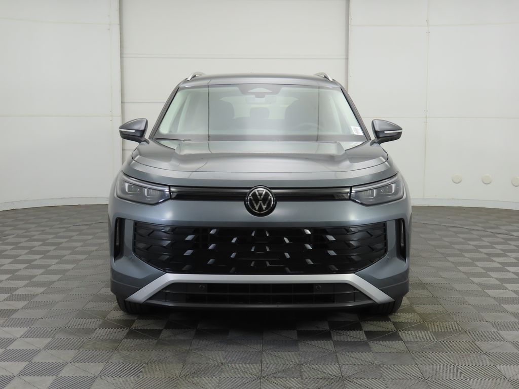 2026 Volkswagen Tiguan S photo 2