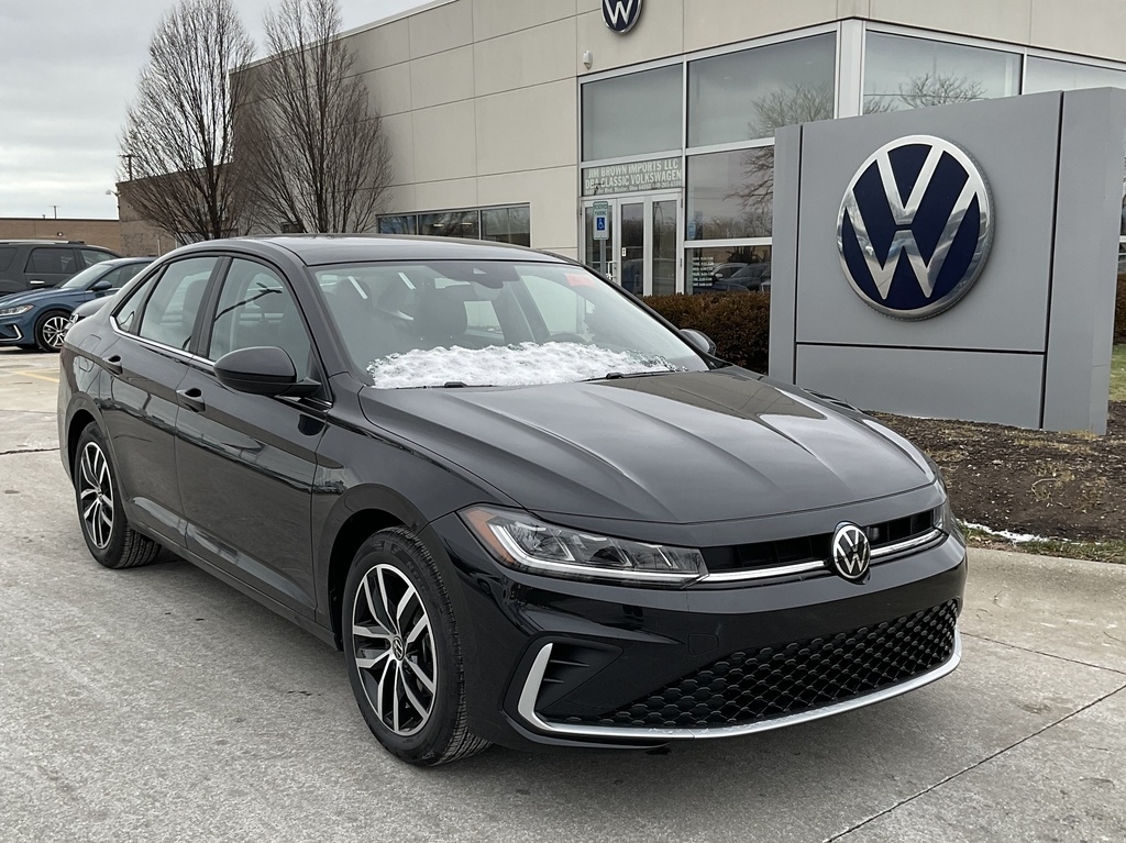 2026 Volkswagen Jetta SE's photo