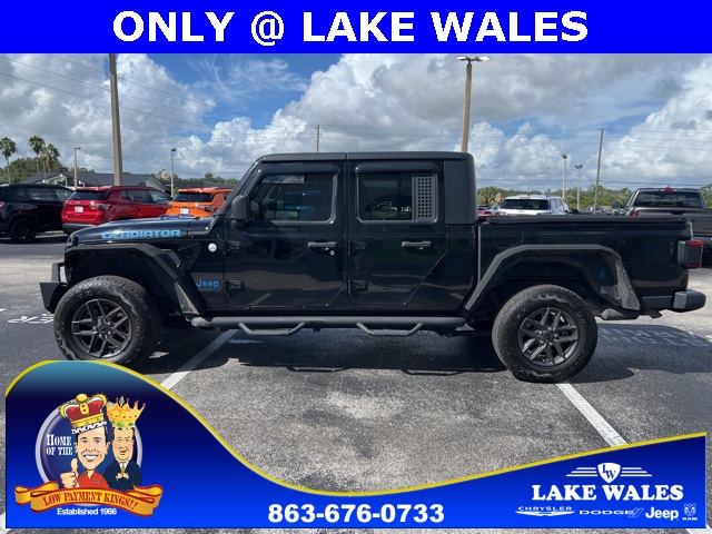 2020 Jeep Gladiator Sport photo 4