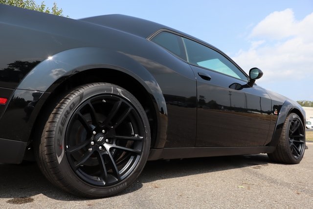 2023 Dodge Challenger R/T Scat Pack Widebody photo 32