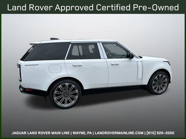 2024 Land Rover Range Rover SE photo 3