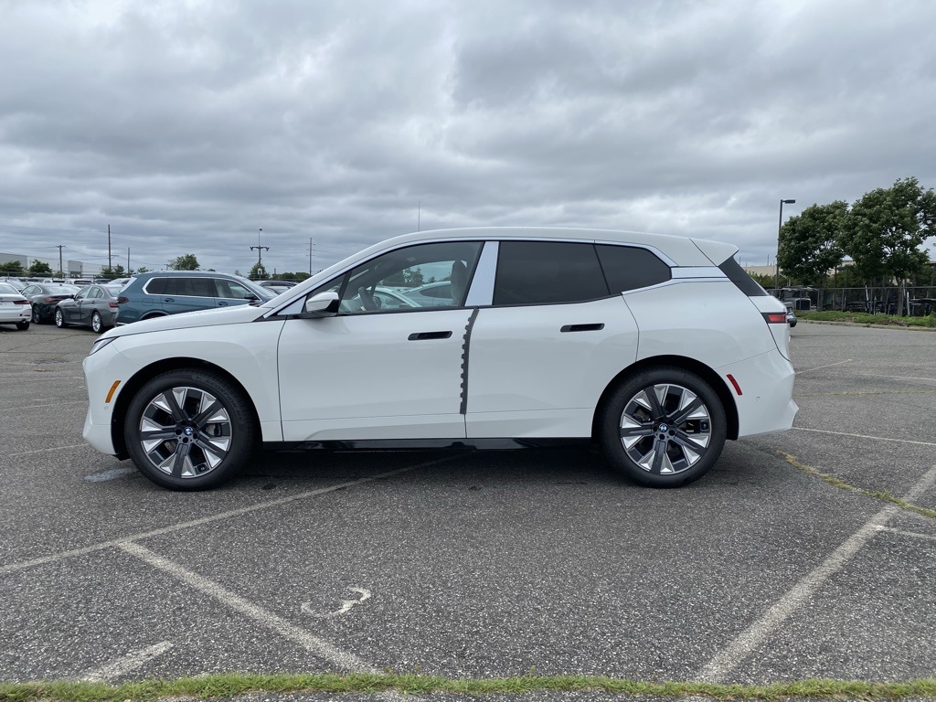 2026 Bmw iX photo 4