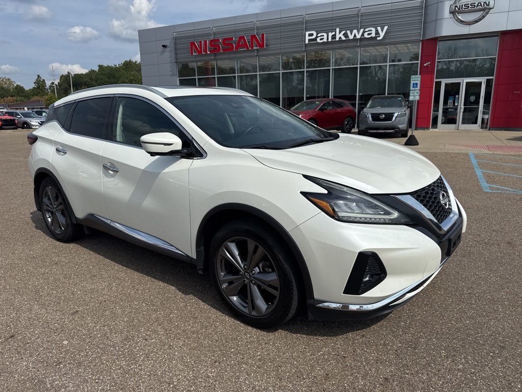 2023 Nissan Murano Platinum photo 2