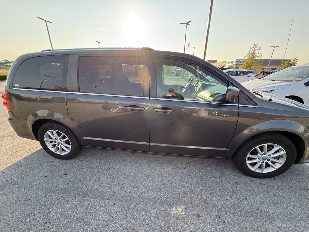 2019 Dodge Grand Caravan SXT photo 12
