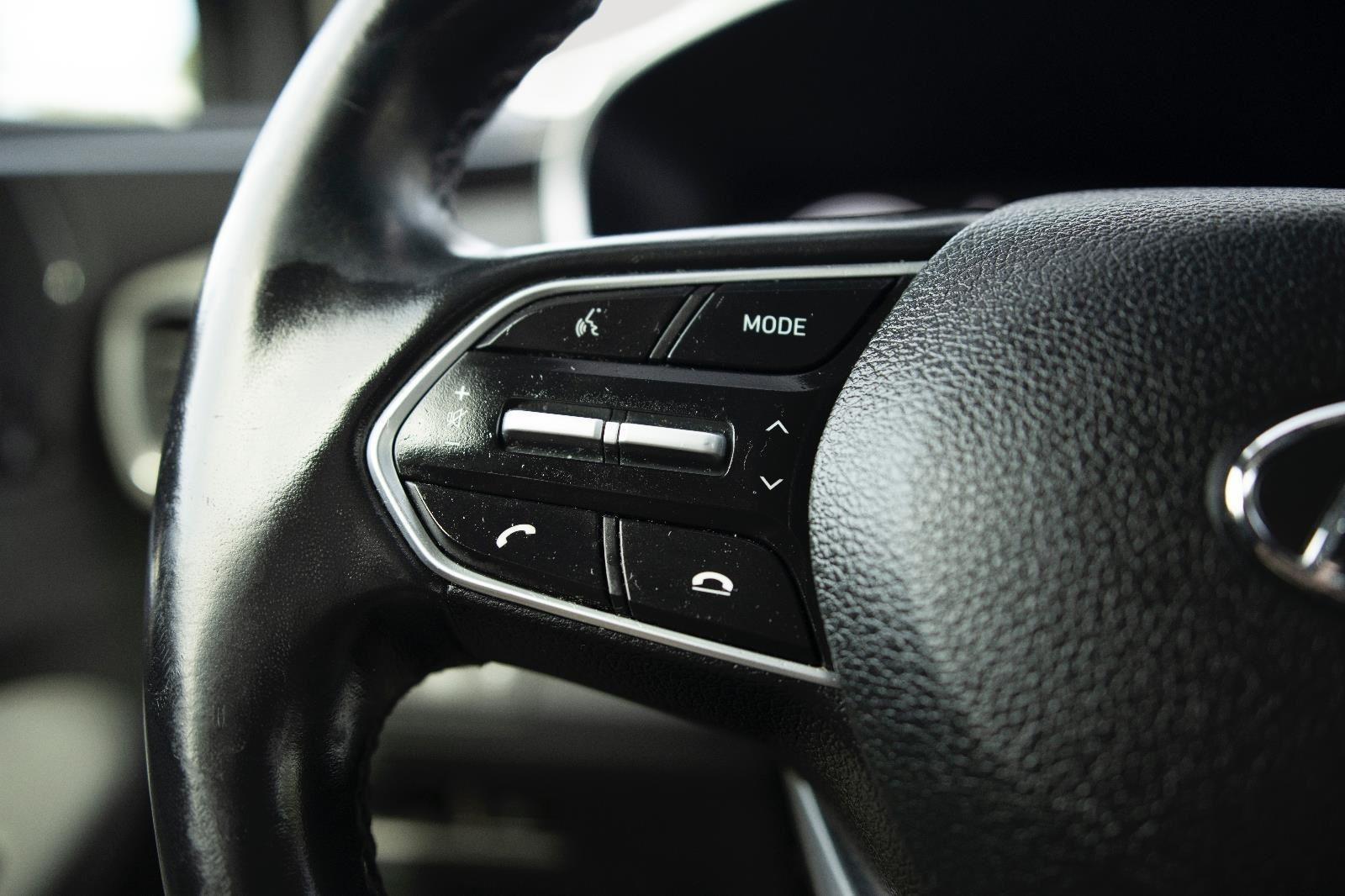 2022 Hyundai Santa Fe Limited photo 4
