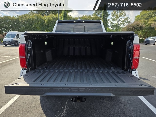 2024 Toyota Tacoma SR5 photo 7