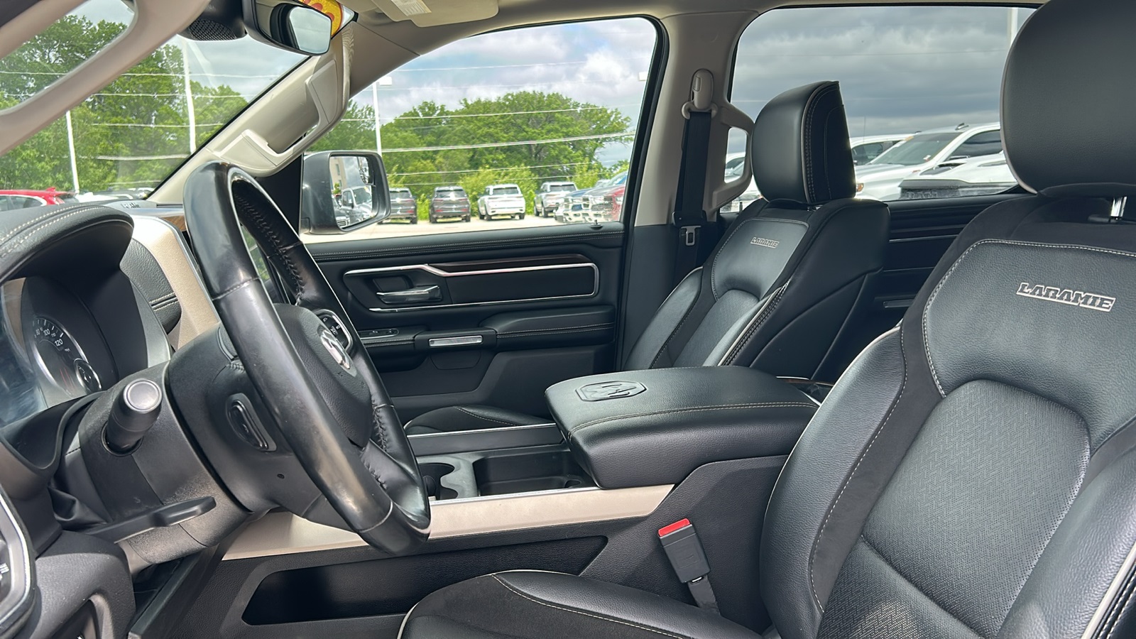 2022 Ram 1500 Laramie photo 10