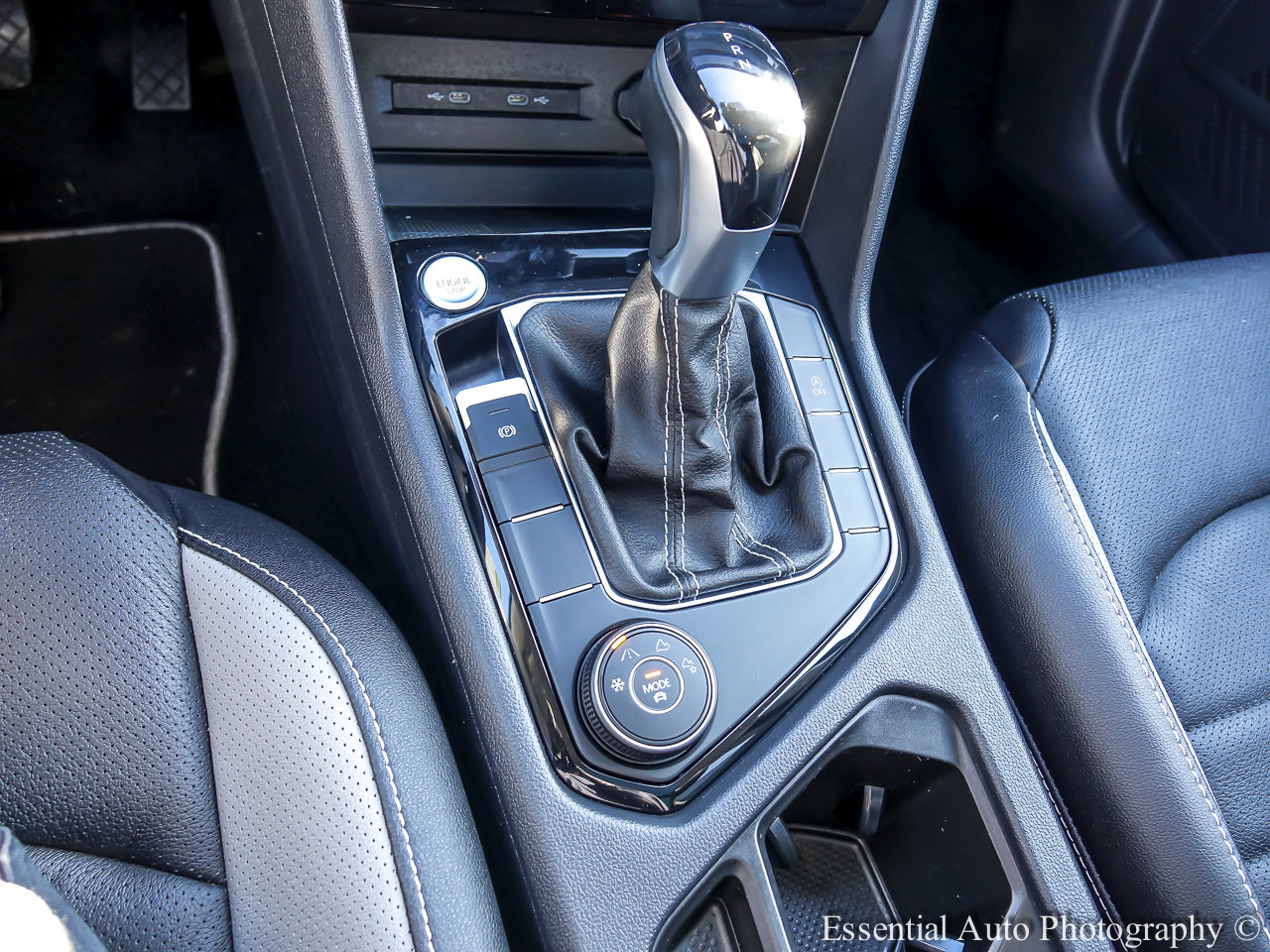 2023 VOLKSWAGEN TAOS - Image 16