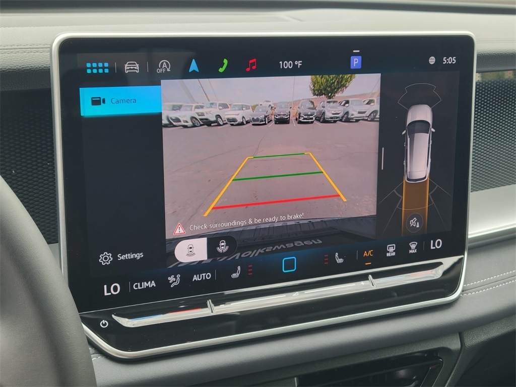 2025 Volkswagen Tiguan SE photo 13