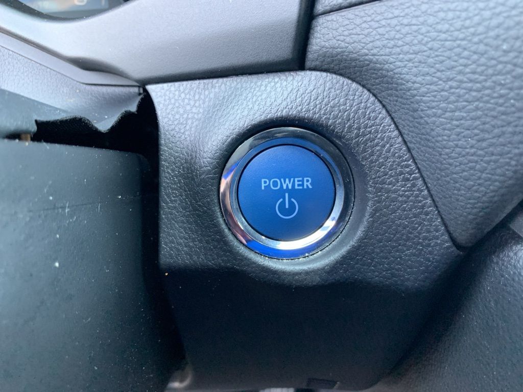 2021 Toyota RAV4 Hybrid XSE photo 15