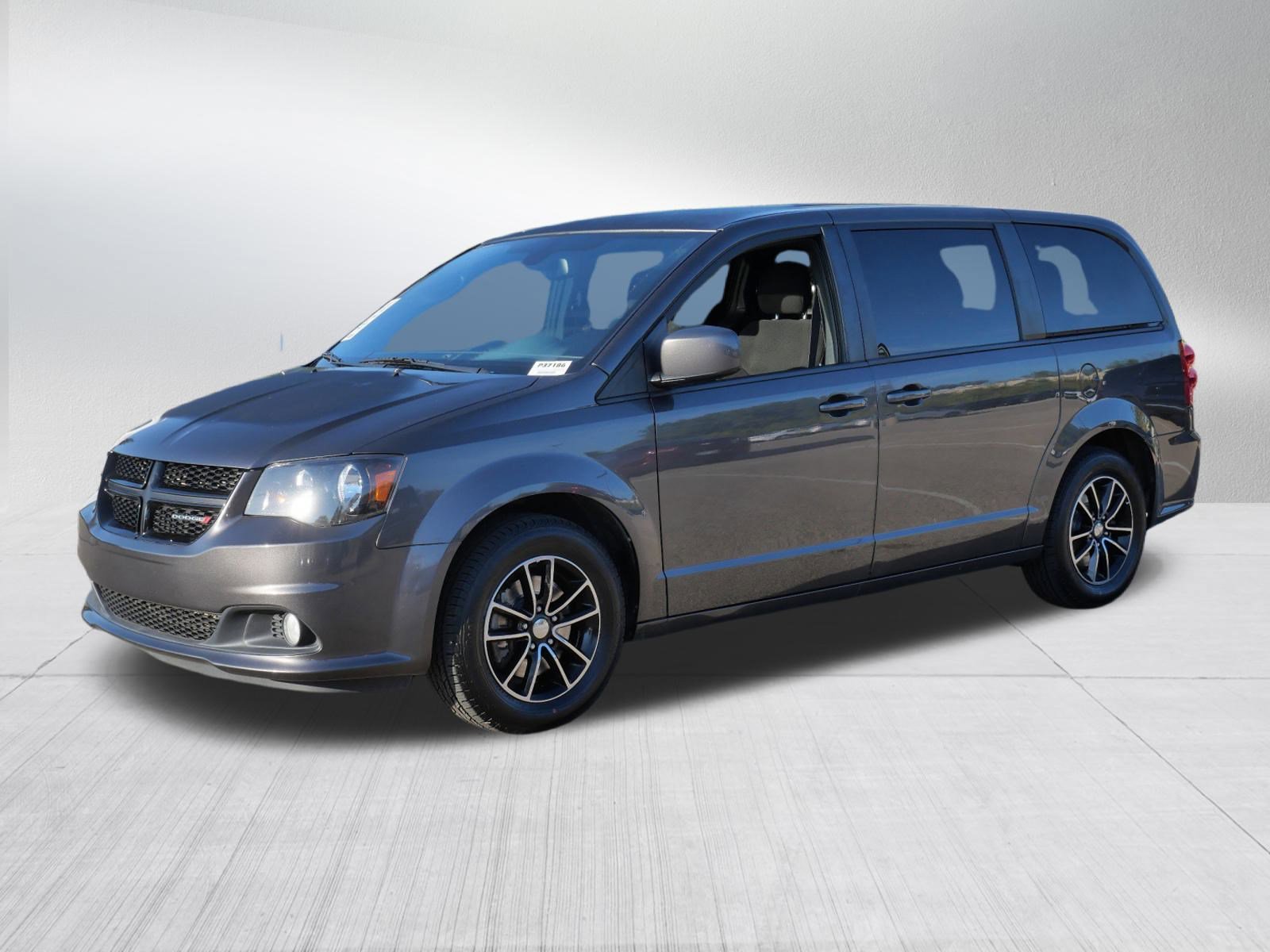 2019 Dodge Grand Caravan SE Plus photo 3