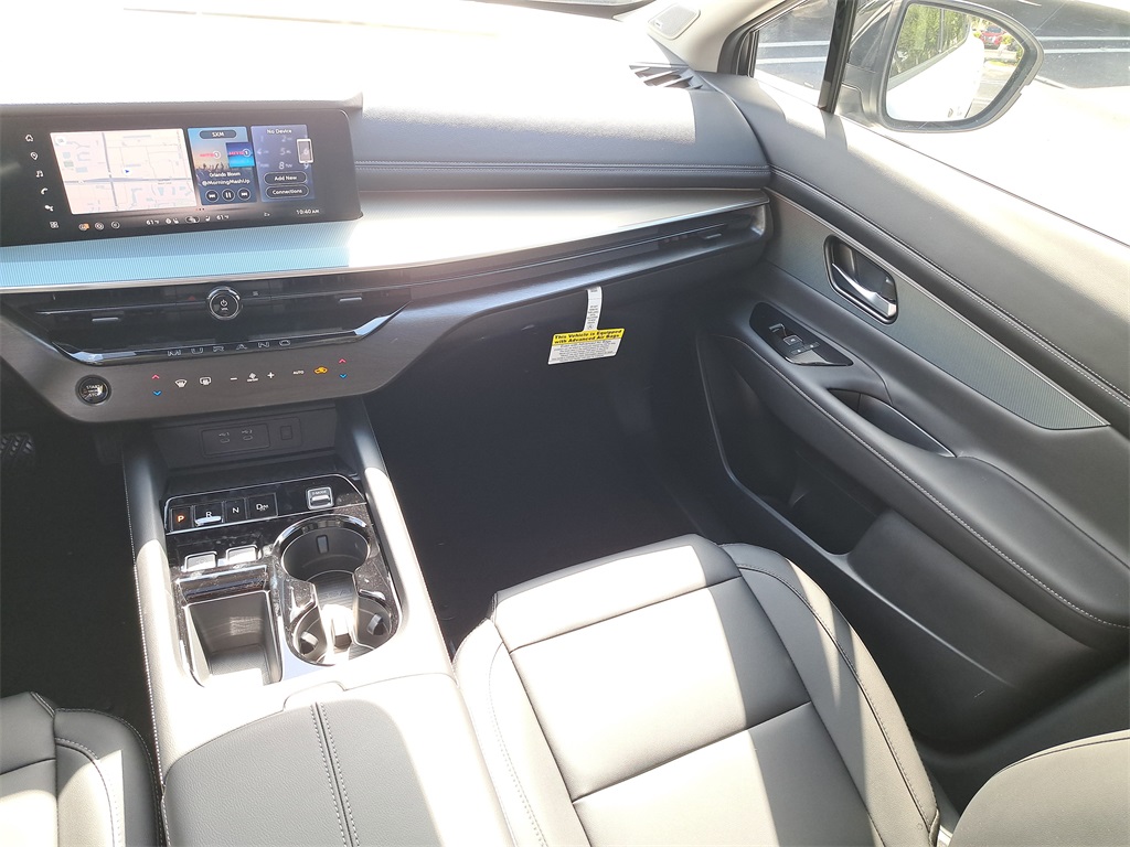2025 Nissan Murano SL photo 16