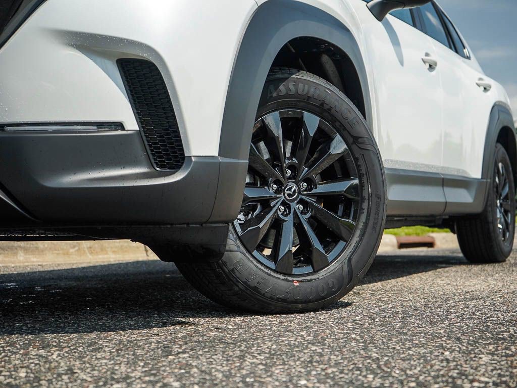 2025 Mazda CX-50 2.5 S Preferred photo 4