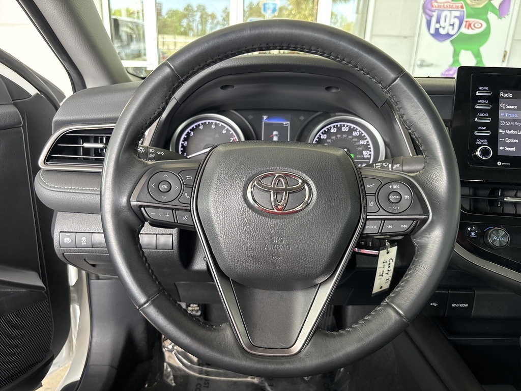 2023 Toyota Camry SE photo 25