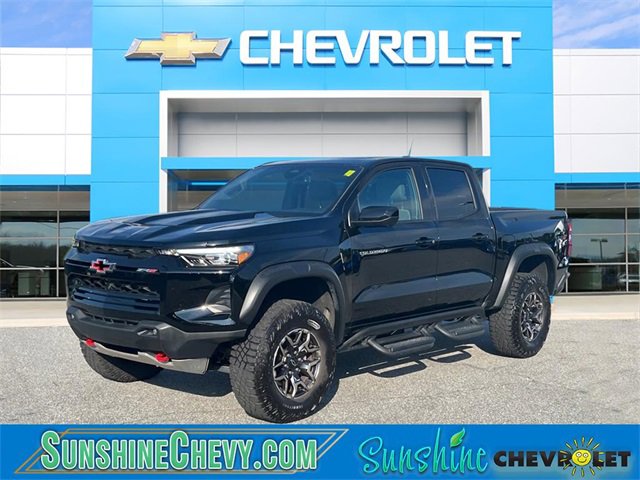 2024 Chevrolet Colorado ZR2's photo