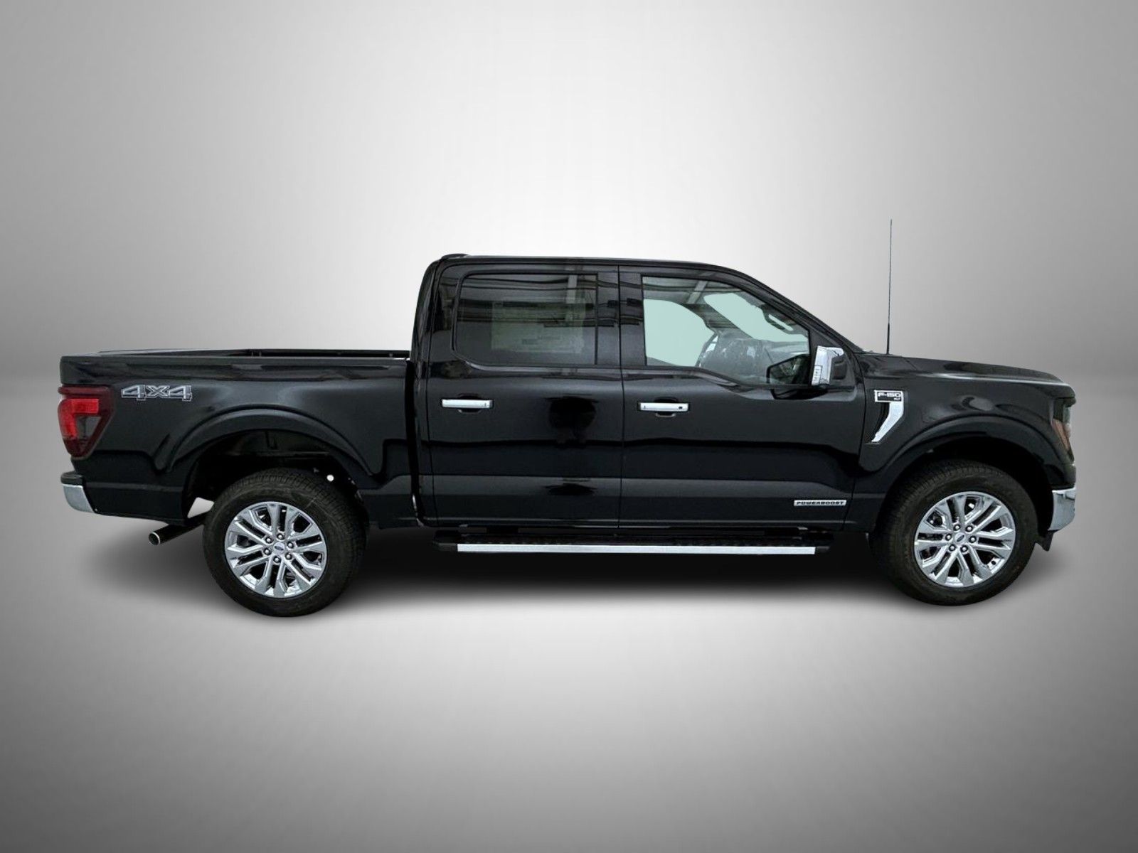 2025 Ford F-150 XLT photo 3