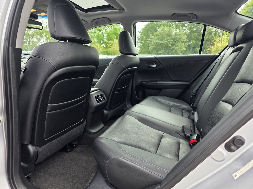 2013 Honda Accord EX-L photo 43