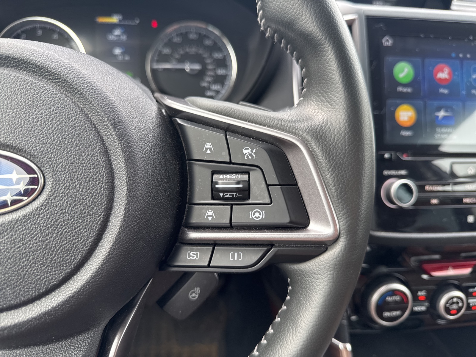 2022 Subaru Forester Touring photo 19