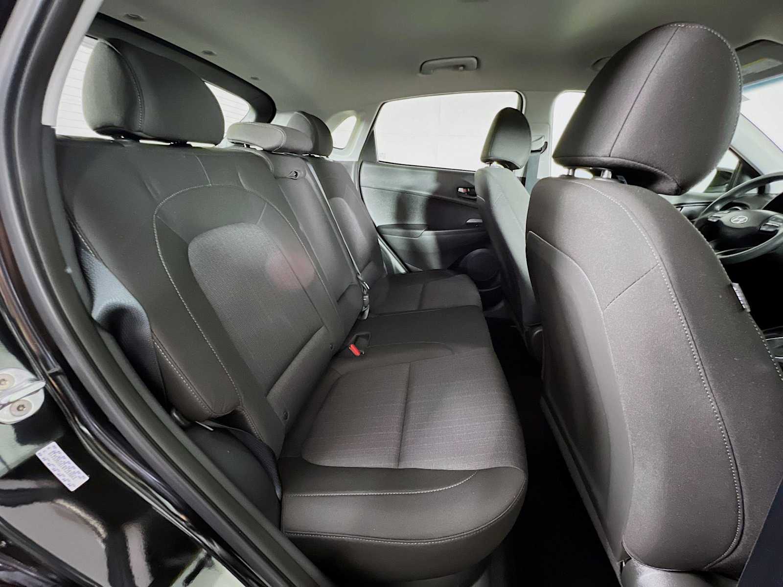 2023 Hyundai Kona SEL photo 7