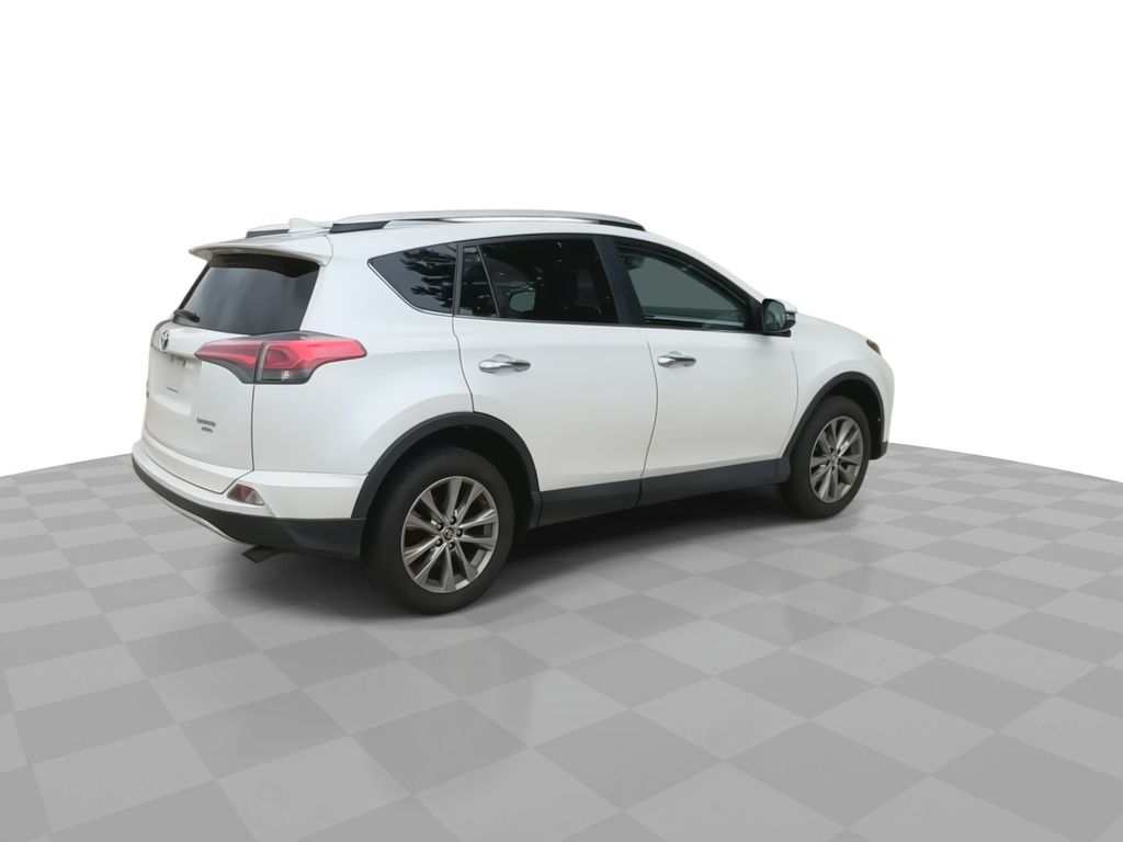 2016 Toyota RAV4 Limited photo 8