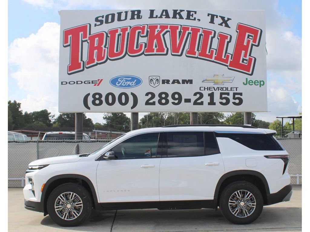 2026 Chevrolet Traverse LT's photo