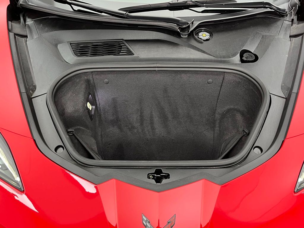 2020 Chevrolet Corvette Stingray 2LT photo 21