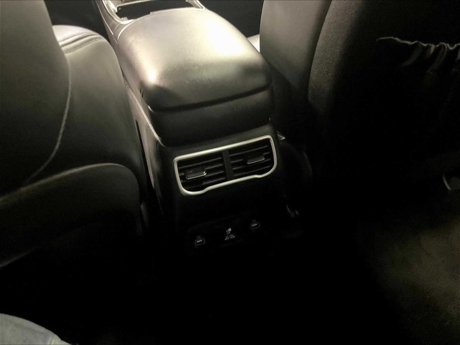 2023 Hyundai Santa Fe Calligraphy photo 28