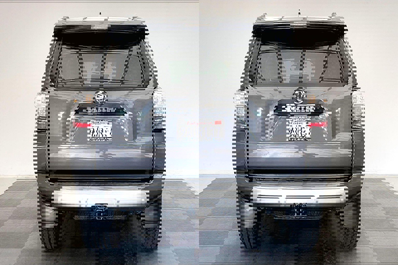 2022 Toyota 4Runner TRD Off-Road Premium photo 3