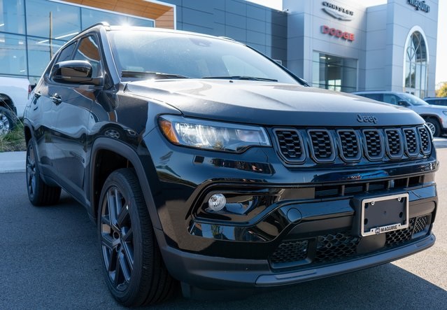 2026 Jeep Compass Limited Altitude photo 3