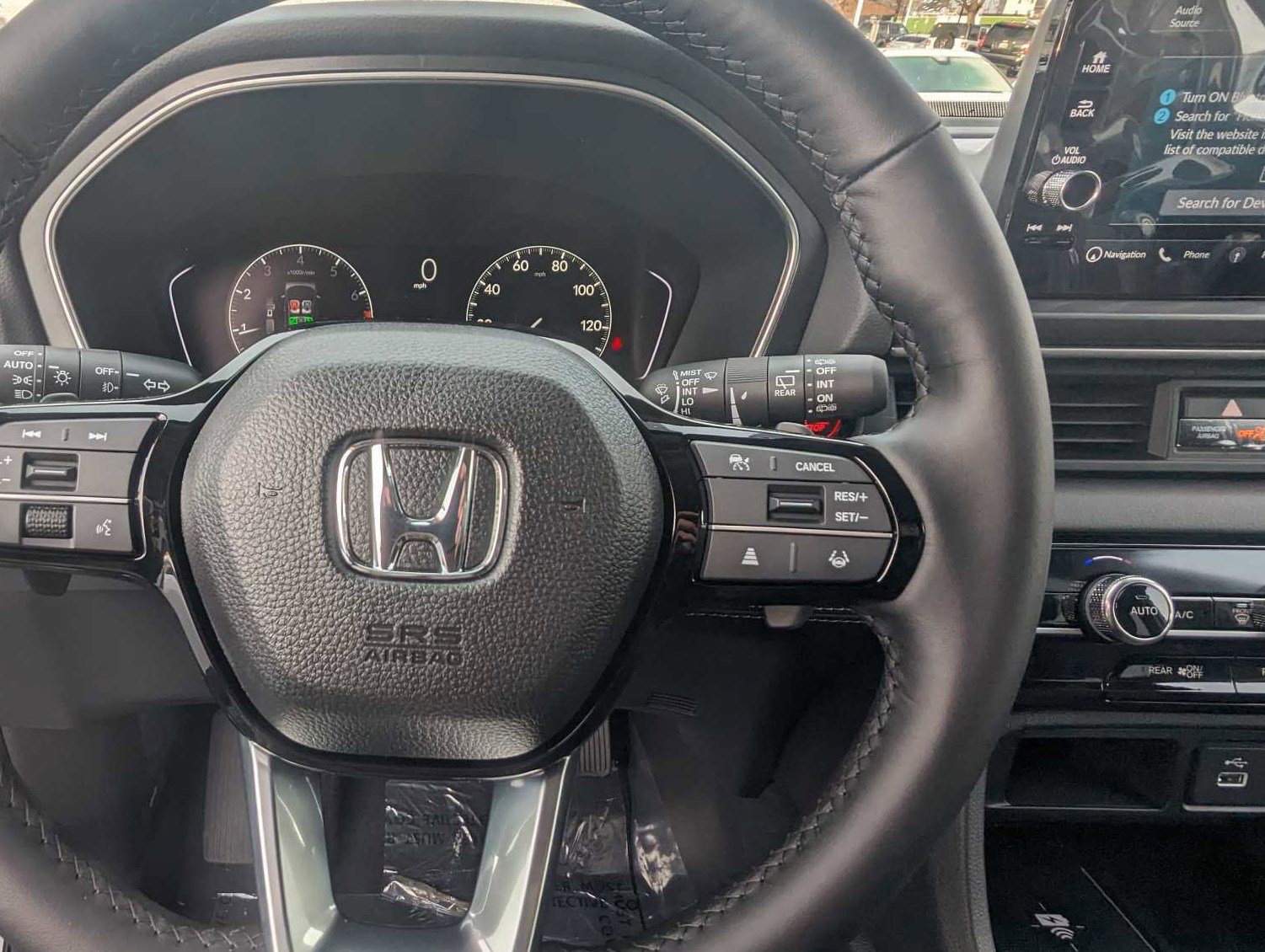 2025 Honda Pilot Touring photo 10