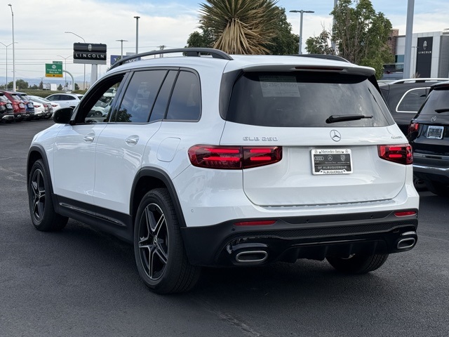 2025 Mercedes Benz GLB 250 4MATIC photo 2