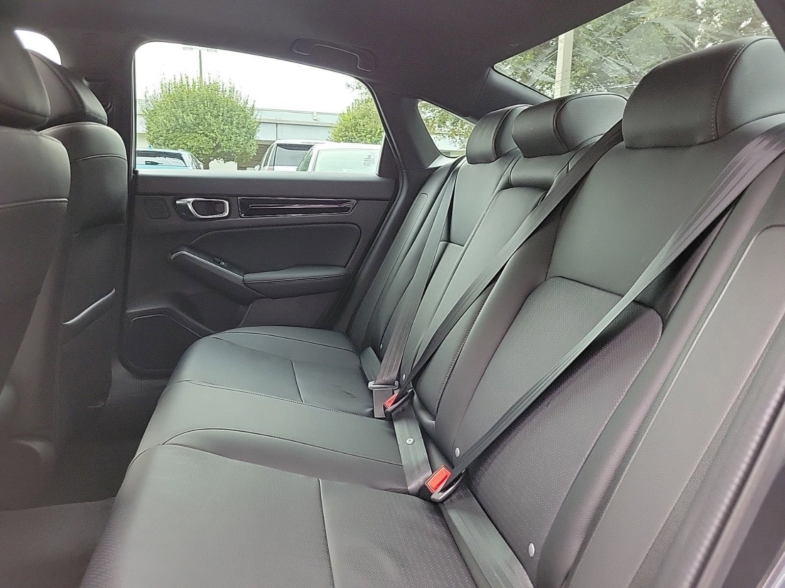 2025 Honda Civic Hybrid Sport Touring photo 9